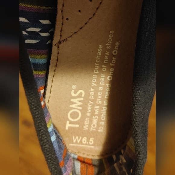 TOMS classic slip on shoes Alpargata Heritage Canvas Size 6.5 - Picture 4 of 7